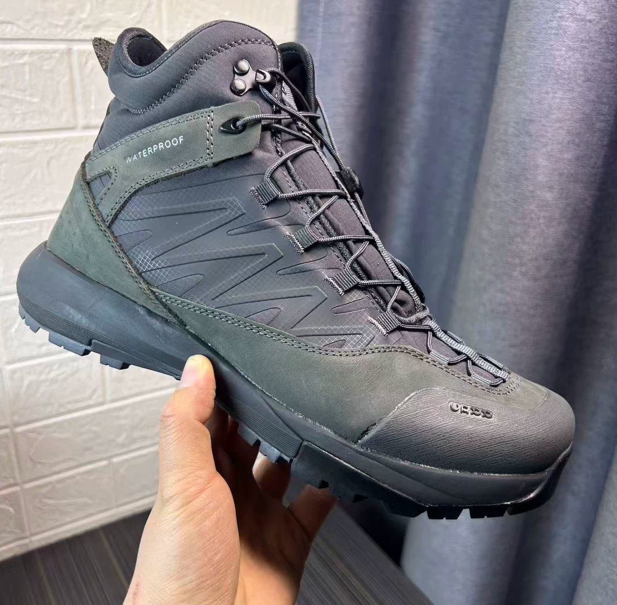 Men'S Shoes Top Brands - Yüksek Bilekli Deri Yürüyüş Ayakkabıları Erkek